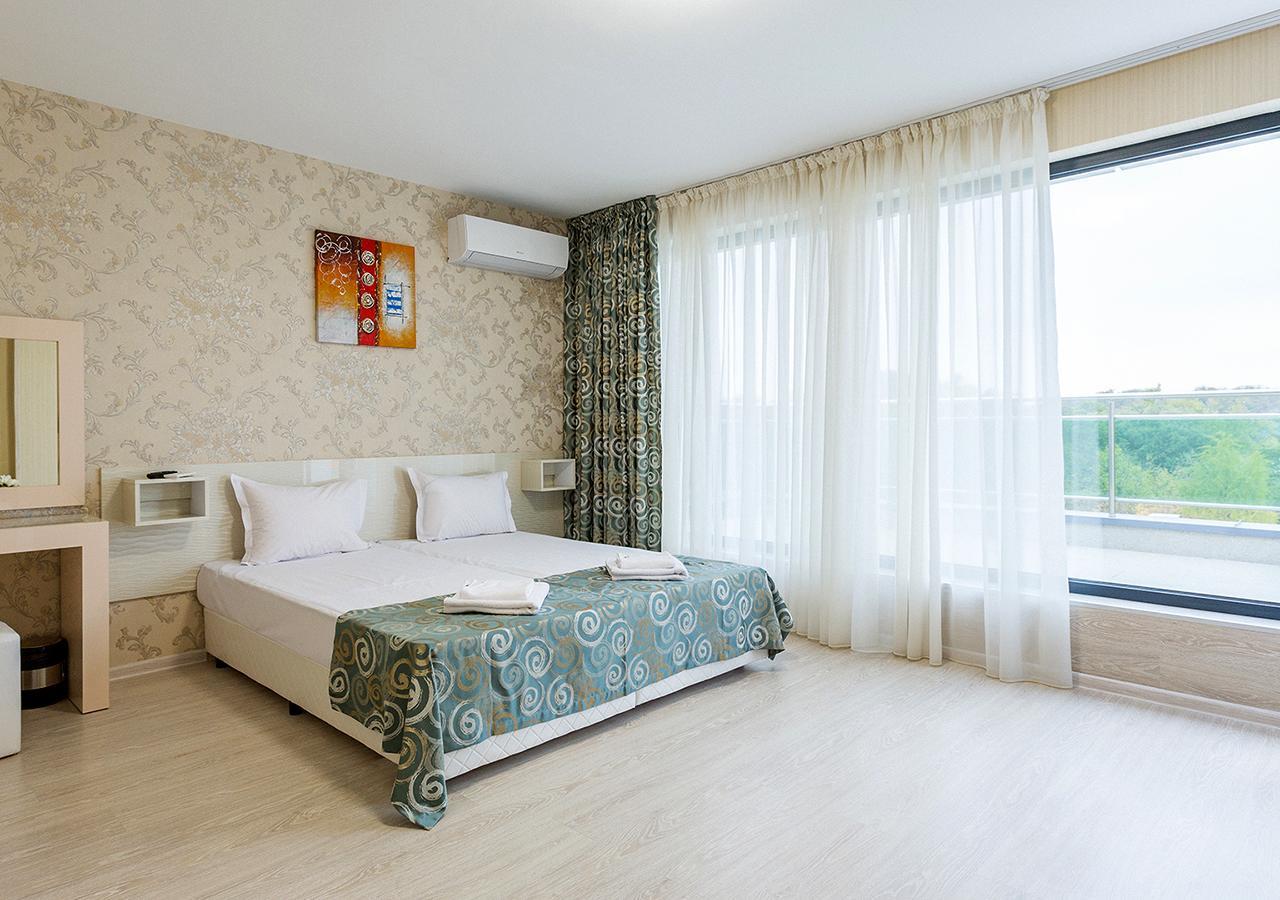 Hotel Capri بلوفديف المظهر الخارجي الصورة
